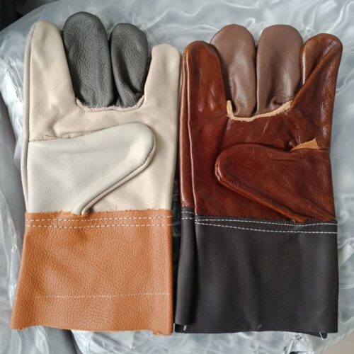 Alternative view of ถุงมือหนังเฟอร์นิเจอร์สั้น 2หน้า 10" (A4) รุ่น 10103