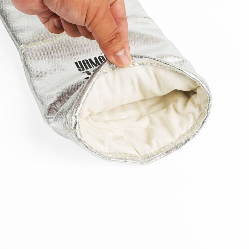 Alternative view of ถุงมืออลูมิไนซ์กันความร้อน 200 องศา 14” รุ่น 14161