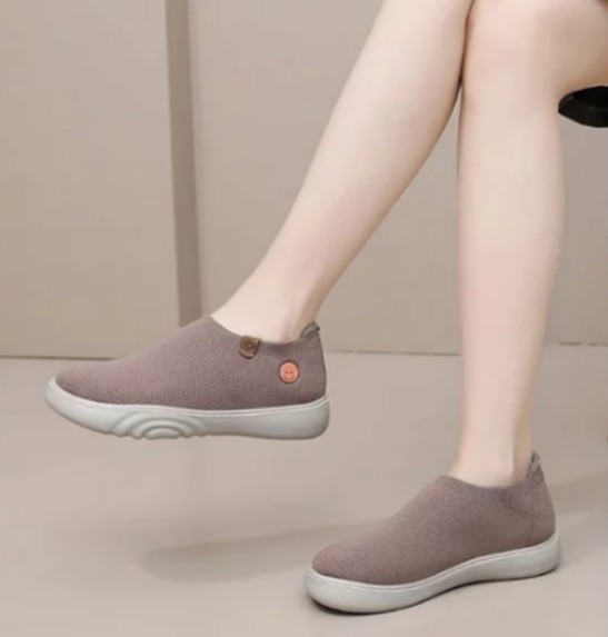 รองเท้าผ้าใบสลิปออนQxico รุ่น QZ210 (แถมถุงผ้าแบรนด์)เพื่อสุขภาพ - Image 2